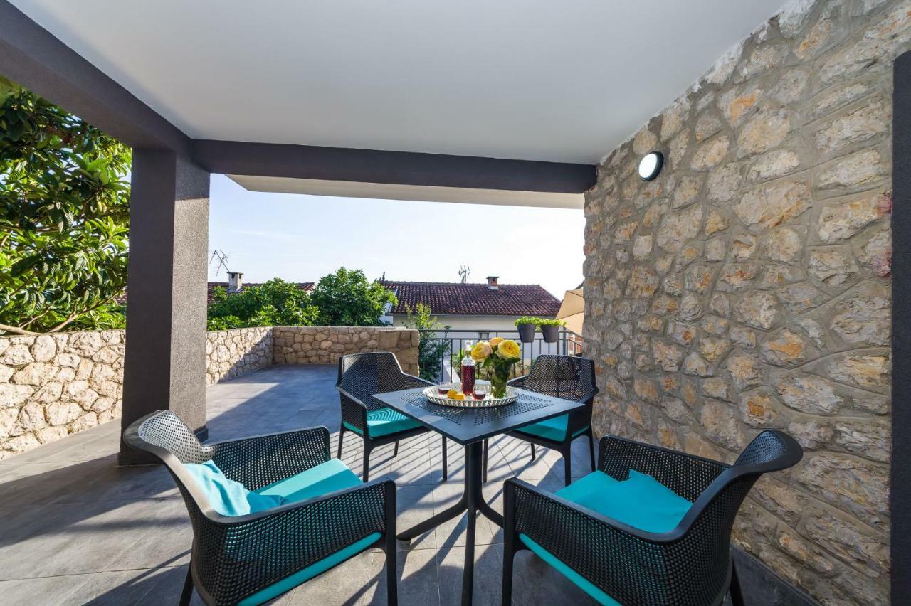 Apartment Sestrice *