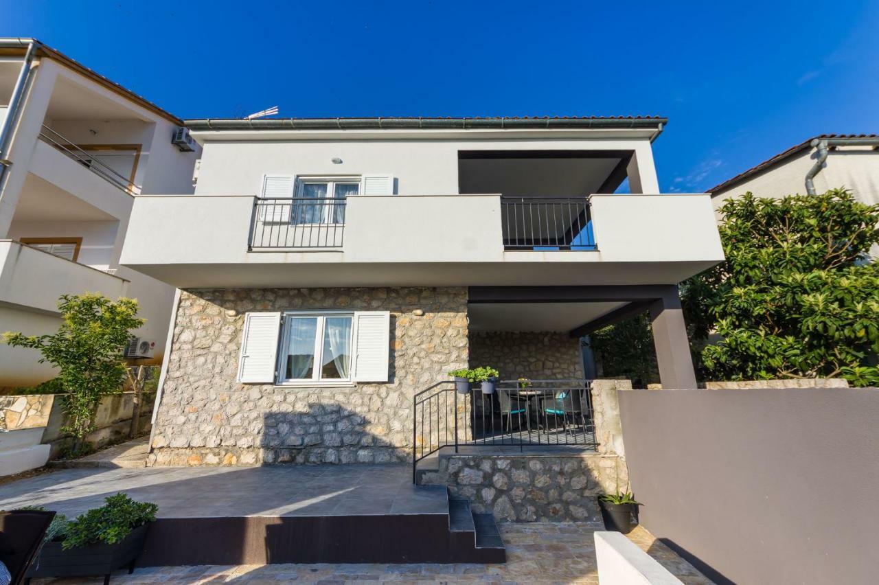 Sestrice Apartment